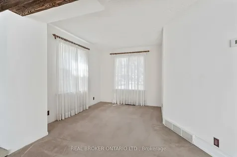 524 Meadow Wood Road Mississauga ON L5J 2S3