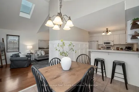 42 Harriet Street Halton Hills ON L7G 5W7
