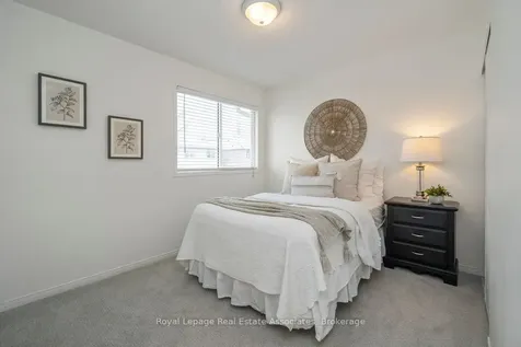 42 Harriet Street Halton Hills ON L7G 5W7