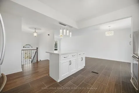 142 Osborne Crescent Oakville ON L6M 1G1