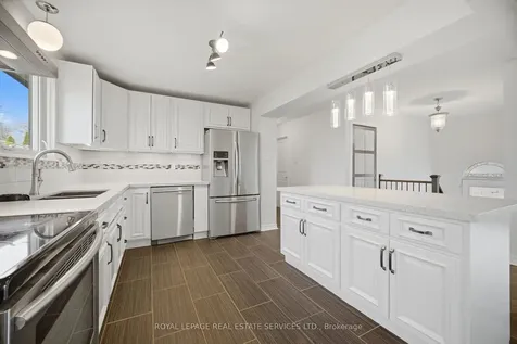 142 Osborne Crescent Oakville ON L6M 1G1