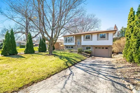 142 Osborne Crescent Oakville ON L6M 1G1