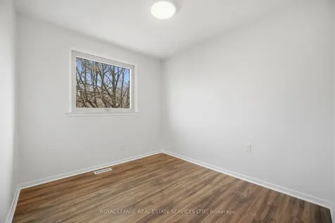 142 Osborne Crescent Oakville ON L6M 1G1