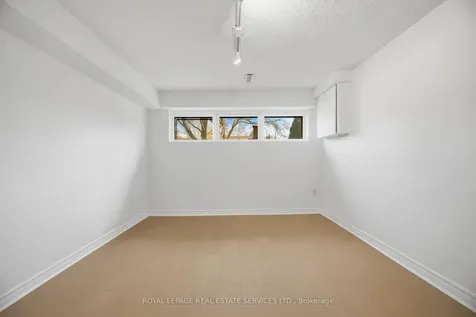 142 Osborne Crescent Oakville ON L6M 1G1