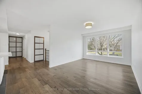 142 Osborne Crescent Oakville ON L6M 1G1