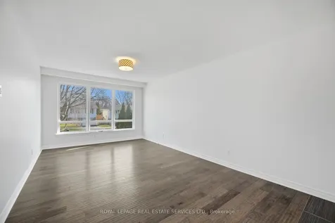 142 Osborne Crescent Oakville ON L6M 1G1
