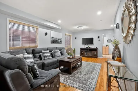25 Spencer Drive Brampton ON L7A 2A2
