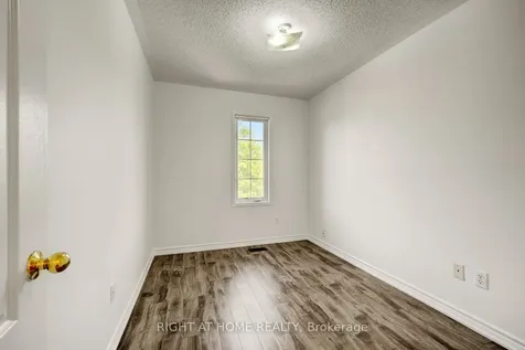 53 Feather Reed Way Brampton ON L6R 2Z7