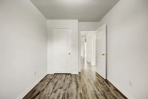 53 Feather Reed Way Brampton ON L6R 2Z7
