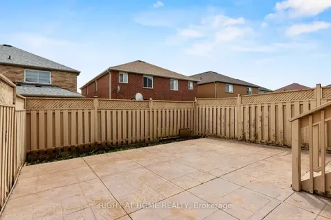 53 Feather Reed Way Brampton ON L6R 2Z7