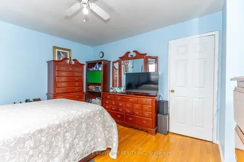 3860 Morning Star Drive Mississauga ON L4T 1Y9