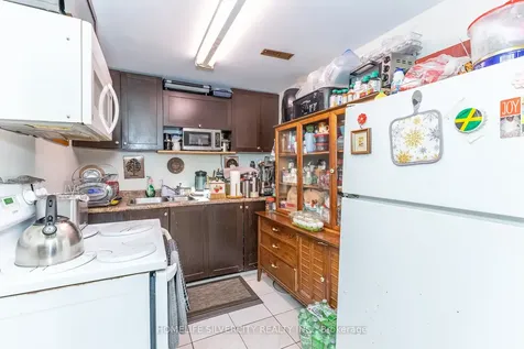 3860 Morning Star Drive Mississauga ON L4T 1Y9