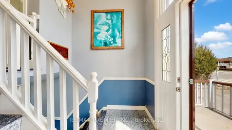 108 Hisey Crescent Toronto ON M3N 1V1