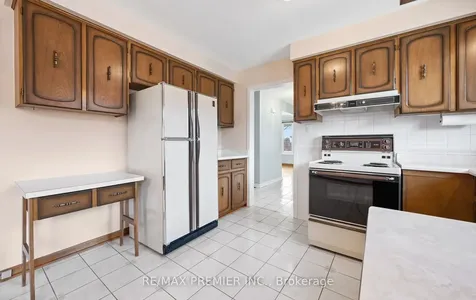 3 Mayberry Road Toronto ON M3N 2A5