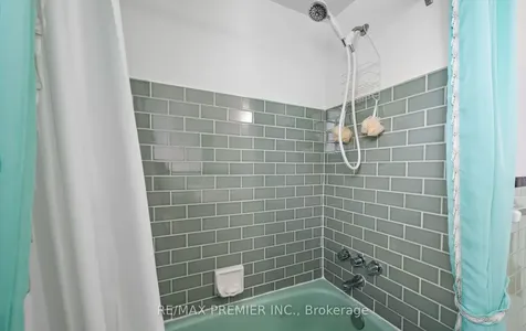 3 Mayberry Road Toronto ON M3N 2A5