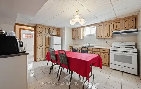 3 Mayberry Road Toronto ON M3N 2A5