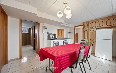 3 Mayberry Road Toronto ON M3N 2A5