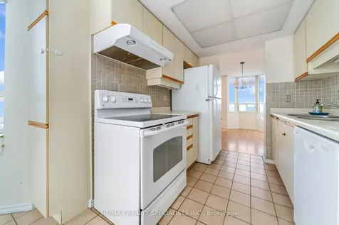 100 County Court Boulevard Brampton ON L6W 3X1