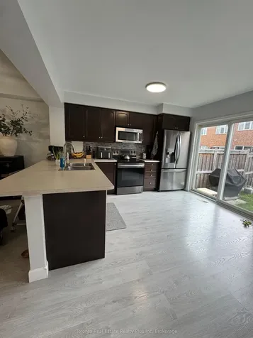 573 Cargill Path Milton ON L9T 7R5