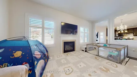 93 Royal West Drive Brampton ON L6X 0V8