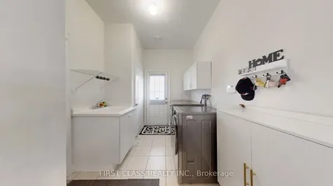 93 Royal West Drive Brampton ON L6X 0V8