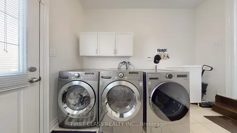93 Royal West Drive Brampton ON L6X 0V8