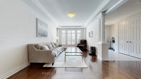 93 Royal West Drive Brampton ON L6X 0V8