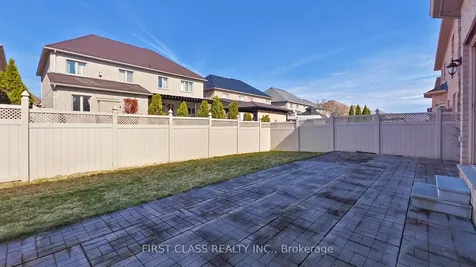93 Royal West Drive Brampton ON L6X 0V8