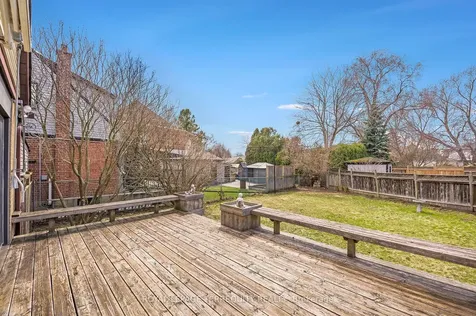 68 Parkchester Road Toronto ON M6M 2S3