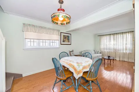 68 Parkchester Road Toronto ON M6M 2S3