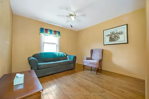 68 Parkchester Road Toronto ON M6M 2S3