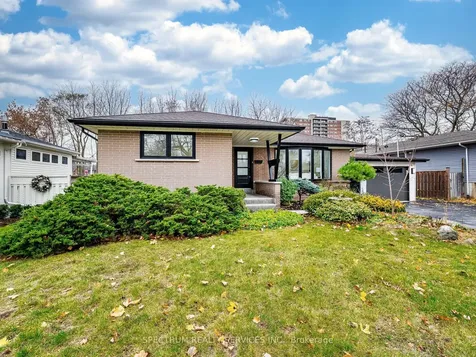 914 Francis Road Burlington ON L7T 3Y2