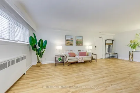 288 Reynolds Street Oakville ON L6J 3L4