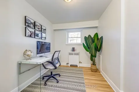 288 Reynolds Street Oakville ON L6J 3L4