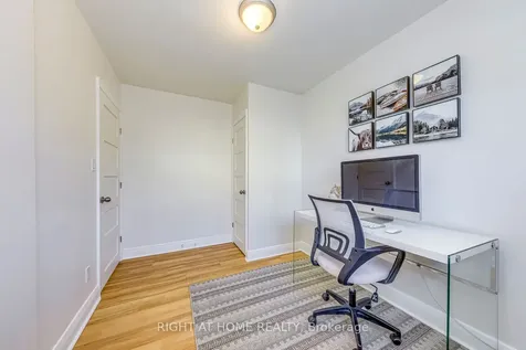 288 Reynolds Street Oakville ON L6J 3L4