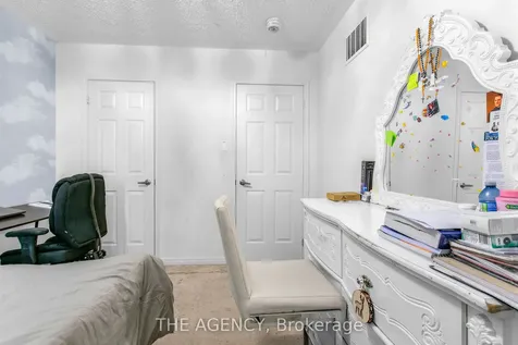 78 Honeyview Trail Brampton ON L6P 4A4