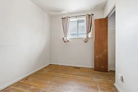 57 Lakeland Drive Toronto ON M9V 1M8