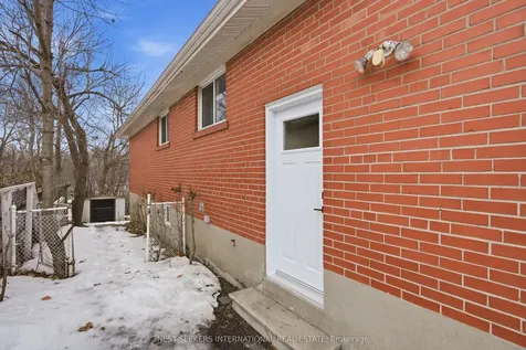 57 Lakeland Drive Toronto ON M9V 1M8