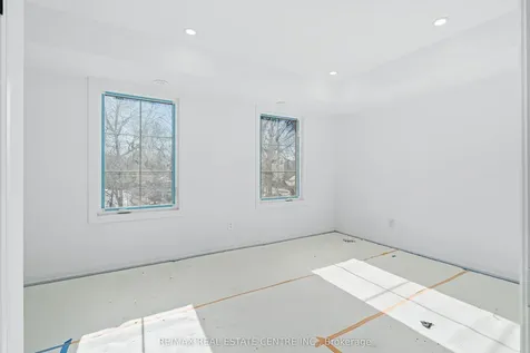 19 James Street Halton Hills ON L7G 2H2