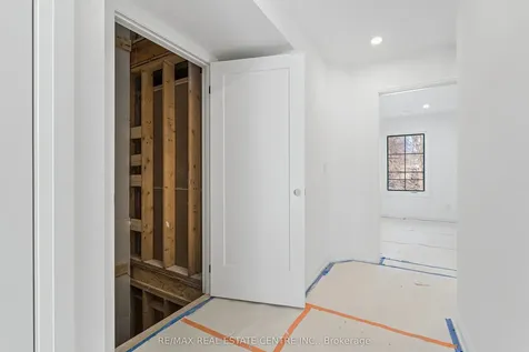 19 James Street Halton Hills ON L7G 2H2