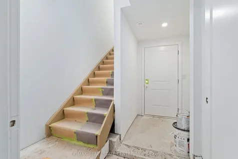 19 James Street Halton Hills ON L7G 2H2