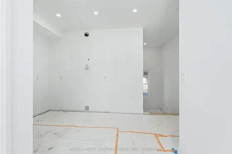 19 James Street Halton Hills ON L7G 2H2