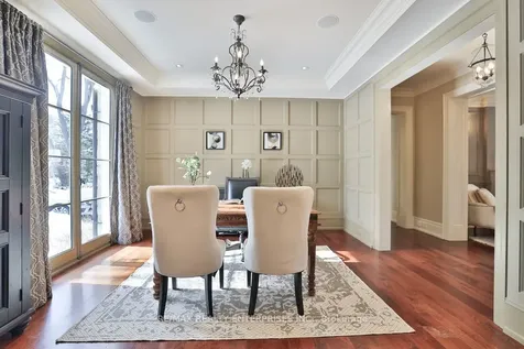1093 Algonquin Drive Mississauga ON L5H 1P3