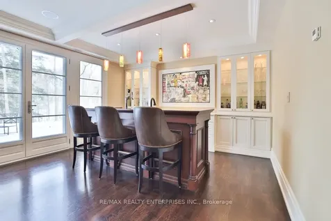 1093 Algonquin Drive Mississauga ON L5H 1P3