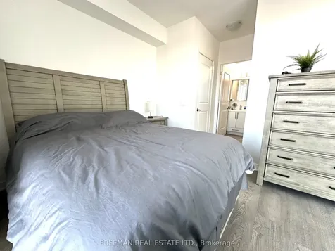 4699 Glen Erin Drive Mississauga ON L5M 2E5