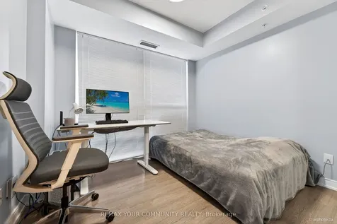 20 Thomas Riley Road Toronto ON M9B 0C3