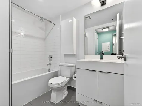 20 Thomas Riley Road Toronto ON M9B 0C3