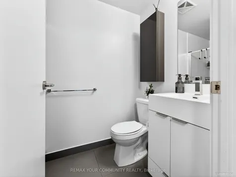 20 Thomas Riley Road Toronto ON M9B 0C3