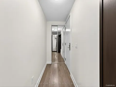 20 Thomas Riley Road Toronto ON M9B 0C3