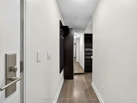 20 Thomas Riley Road Toronto ON M9B 0C3